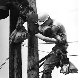 the kiss of life by Mountain Dreams